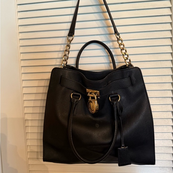Michael Kors Handbags - Michael Kors Black Leather Shoulder Bag with Gold Hardware